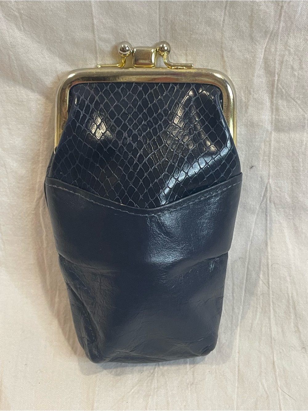 Princess Gardner Vintage Navy Blue Leather Reptile Kiss Lock Cigarette Case